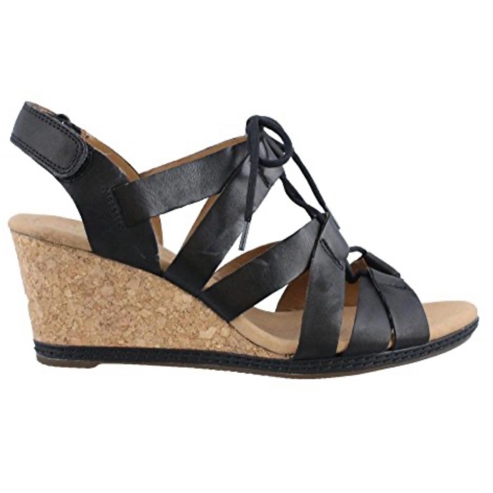 NWOB Clarks Helio black leather wedge comfort sandal